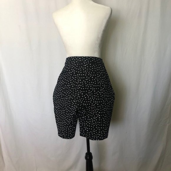 Izod Golf Shorts Womens Size 12 Black - Picture 2 of 5